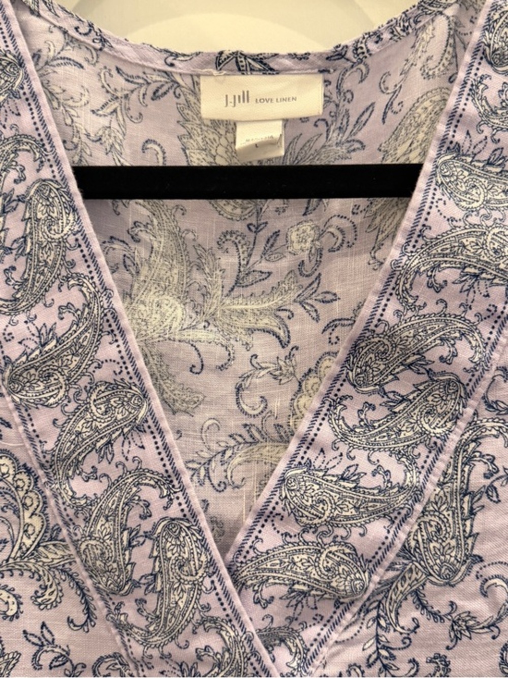 J. Jill Lavender Paisley V-Neck Tunic Shirt Size M 100% Linen Summer Resortwear - Picture 3 of 7